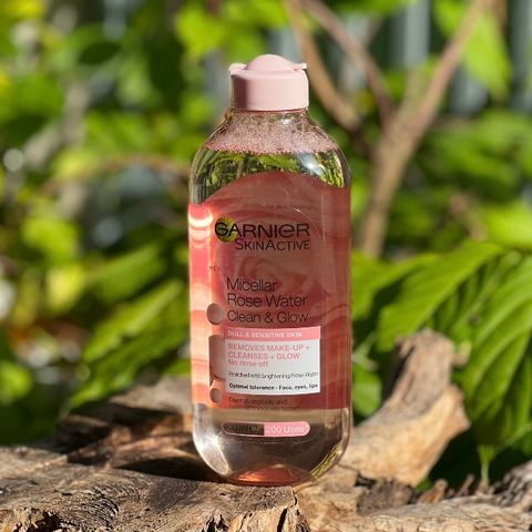 Tẩy Trang Garnier Micellar Rose Water 400ml - Làm Sạch Da Nhạy Cảm, Dưỡng Ẩm, Giúp Làn Da Tươi Sáng, Chống Ô Nhiễm