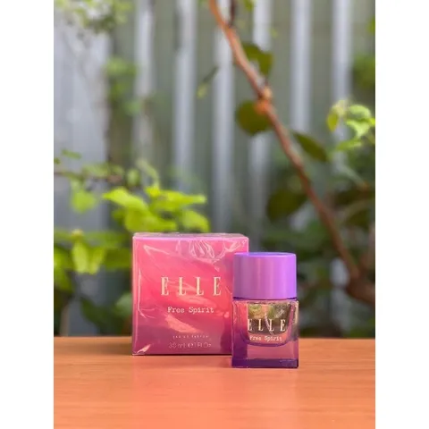 Nước Hoa Nữ Elle Free Spirit Eau De Parfum 30ml - Hương Trái Cây Tươi Mát, Hoa Thủy Tiên, Gỗ Vàng Dịu Êm, Quà Tặng Thích Hợp