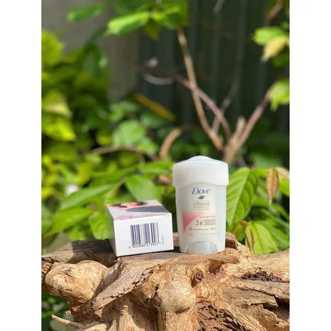 Lăn Khử Mùi Dove Lựu Pomegranate 96h 45ml - Dưỡng Ẩm, Ngăn Mùi Hiệu Quả, An Toàn Cho Da Nhạy Cảm