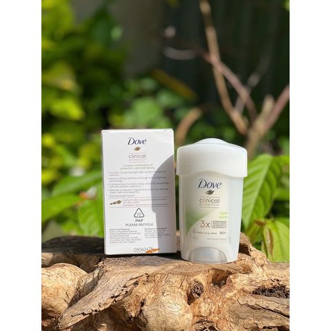 Lăn Khử Mùi Dove Women Clinic Cream Fresh Touch 45ml - Hiệu Quả Đến 96h, Dưỡng Ẩm Và Giảm Mồ Hôi, Phù Hợp Với Da Nhạy Cảm