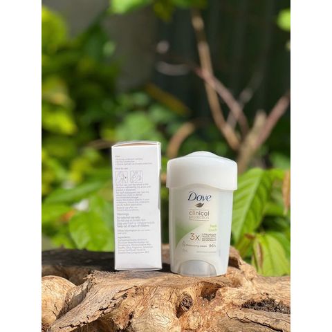 Lăn Khử Mùi Dove Women Clinic Cream Fresh Touch 45ml - Hiệu Quả Đến 96h, Dưỡng Ẩm Và Giảm Mồ Hôi, Phù Hợp Với Da Nhạy Cảm