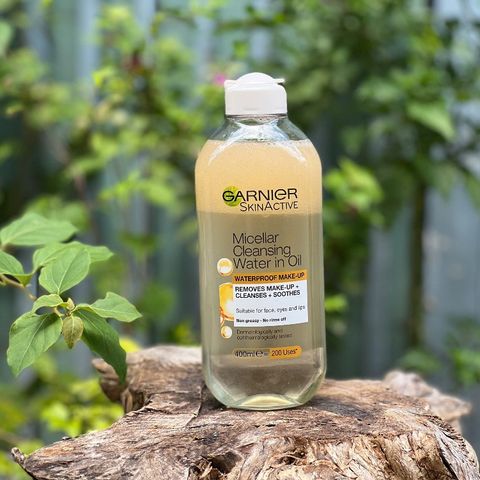 Nước Tẩy Trang Garnier Micellar Dầu Argan 400ml - Tẩy Trang Sâu, An Toàn Cho Mọi Loại Da, Làm Sạch Dầu Thừa, Dịu Nhẹ, Không Cồn