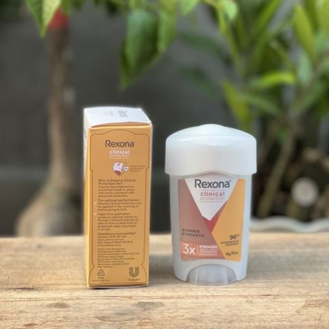 Lăn khử mùi Rexona Clinical Protection Cream Summer Strength 48g - Kiểm soát mồ hôi, bảo vệ 96 giờ, an toàn cho sức khỏe