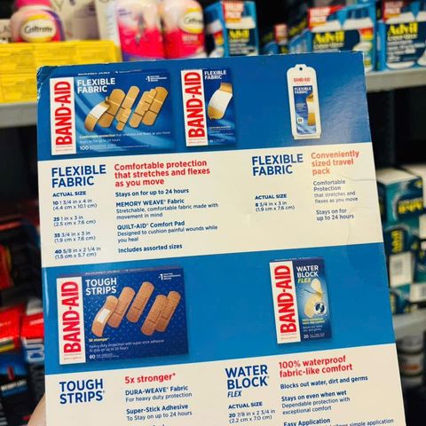 BAND-AID 198 Miếng Cao Cấp Mỹ - Bao Gồm Băng Dính Dẻo, Siêu Bền, Chống Nước - Giải Pháp Hoàn Hảo Cho Gia Đình