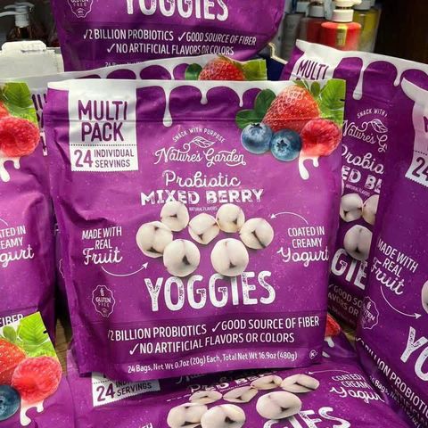Nature's Garden Probiotic Mixed Berry Yoggies - Snack Trái Cây Phủ Sữa Chua, Giàu Lợi Khuẩn và Chất Xơ - Hộp Tiện Lợi 24 Gói