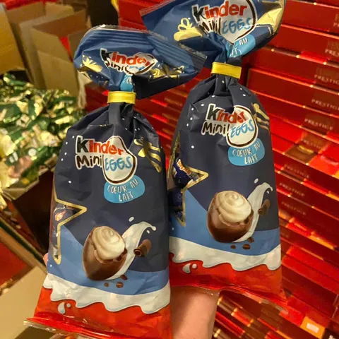 Socola Kinder Mini Eggs Pháp 189gr - Hương vị socola sữa hạt dẻ thơm ngon, món ăn vặt lý tưởng cho trẻ em và người lớn