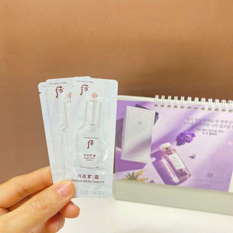 Tinh Chất Dưỡng Trắng Mờ Nám Whoo Radiant White Essence - Giúp Trắng Da, Căng Mịn, Chống Lão Hóa Từ Tự Nhiên