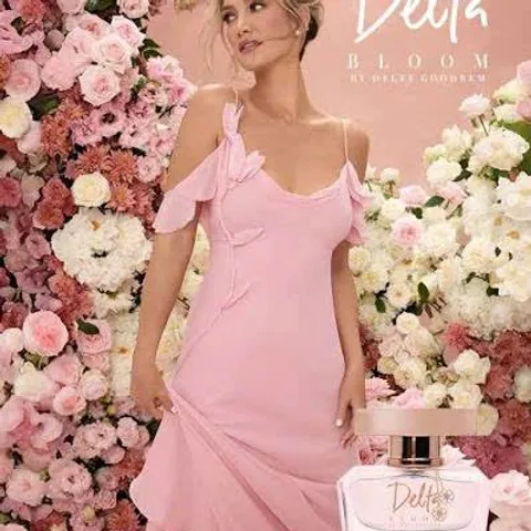 Nước hoa nữ Bloom by Delta Goodrem 30ml - Hương hoa thanh lịch, tươi mát với Yuzu và Hoa Đào - Quà tặng cho phái đẹp.