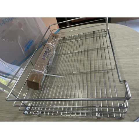 Giá Xoong Nồi EUROGOLD Nan Tròn Âm Tủ Inox 304 - Thiết Kế Thoáng Khí Chịu Lực Cao, Dễ Dàng Vệ Sinh, Bảo Hành 2 Năm