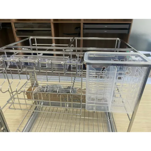 Giá Để Dao Thớt EUROGOLD Inox 304 Nan Vuông - Ray Giảm Chấn Cao Cấp, Thiết Kế Âm Tủ, Bền Bỉ, Tiết Kiệm Không Gian