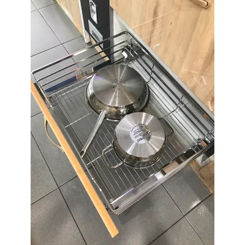 Giá Xoong Nồi Inox 304 Cao Cấp Eurogold Âm Tủ - Bền, Thẩm Mỹ, Chống Ăn Mòn, Khay Hứng Nước Dễ Lau Chùi