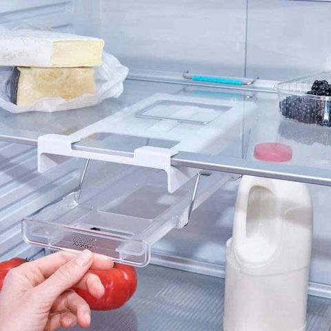 Giá Để Lon Nước Ngọt Trong Tủ Lạnh Joseph Joseph 8500007 - Thiết Kế Tiết Kiệm Không Gian, Tự Động Đẩy Lon Giúp Lấy Dễ Dàng