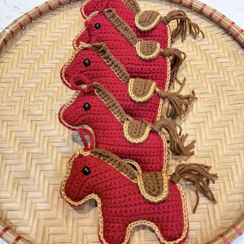 Con ngựa làm thủ công bằng len có 3 phân loại màu - đồ chơi gấu bông cho bé, đồ thủ công trang trí Tết, làm móc chìa khoá