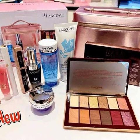 Set Vali Chăm Sóc Da LANCÔME BEAUTY BOX 2024 - Bộ Trang Điểm Cao Cấp 10 Món Dành Cho Tín Đồ Làm Đẹp