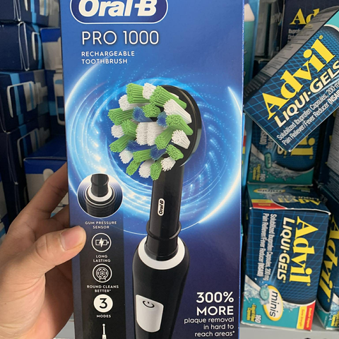 Bàn chải điện Oral-B Pro 1000 - Bàn chải đánh răng sạc, cảm biến áp suất & bộ hẹn giờ thông minh - Chăm sóc sức khỏe răng miệng hiệu quả