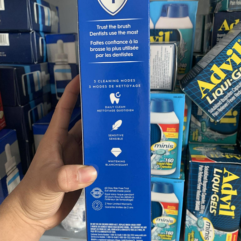 Bàn chải điện Oral-B Pro 1000 - Bàn chải đánh răng sạc, cảm biến áp suất & bộ hẹn giờ thông minh - Chăm sóc sức khỏe răng miệng hiệu quả