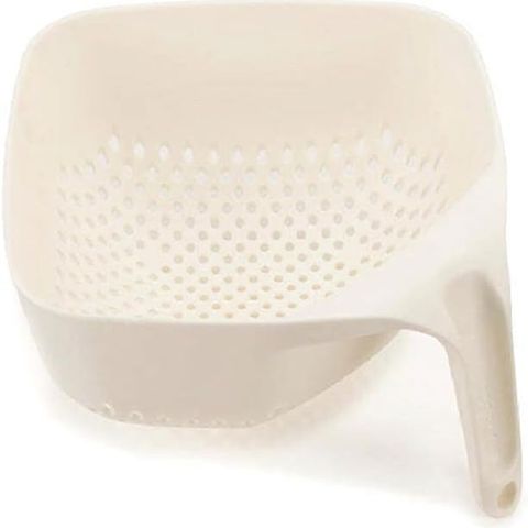 Rổ đựng đồ có tay cầm Joseph Joseph 40092 - Thiết kế tiện dụng, góc vuông dễ rót, tiết kiệm không gian và có thể rửa máy rửa chén