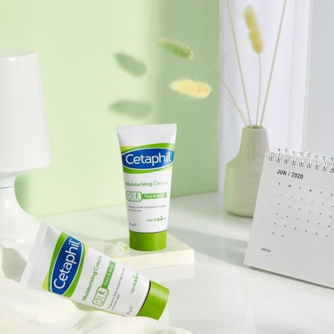 Kem Dưỡng Ẩm Dịu Lành Cetaphil 50g - Giúp Da Khô Nhạy Cảm Mềm Mại, Khôi Phục Độ Ẩm và Bảo Vệ Da Tối Ưu
