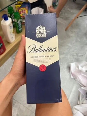 Rượu Ballantine’s 750ml Hộp Đơn – whisky êm mượt