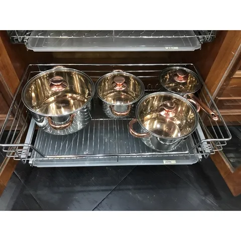 Giá xoong nồi Eurogold inox 201 mạ Crom , Thiết kế dạng nan thông thoáng,Ray giảm chấn ,Khay nhựa hứng nước