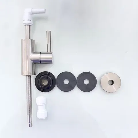 Vòi Inox 304 Chuyên Dùng Cho Máy Điện Giải Ion Kiềm - An Toàn Cho Sức Khỏe, Thiết Kế Đặc Biệt và Kết Nối Tiện Lợi