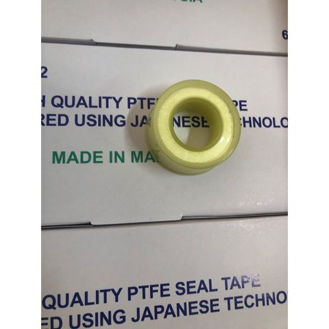 Băng Keo Non TOMBO 9082 - Chất Liệu PTFE, Chống Rò Rỉ, Dùng Quấn Ống Nước và Ống Nhựa - 10 Mét, Màu Trắng, Vỏ Xanh Dương