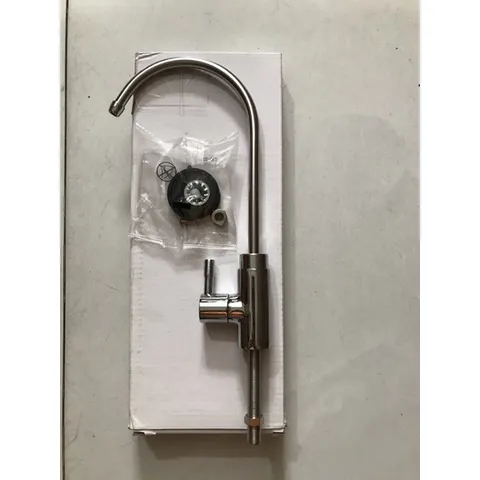 Vòi Máy Lọc Nước Geyser Ecotar 4 - Thiết kế đẹp tinh tế,van gạt, đơn giản và thuận tiện hơn trong việc lấy nước