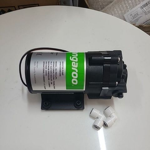 Máy bơm tăng áp Kangaroo 24V - Thiết bị lọc nước RO gia đình - Áp suất tối đa 100 PSI, lưu lượng 600 ML/Phút, hàng chính hãng