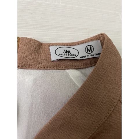 đầm jm màu nâu hồng M