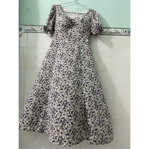 đầm maxi dáng dài xẻ