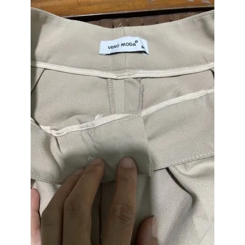pass quần size M