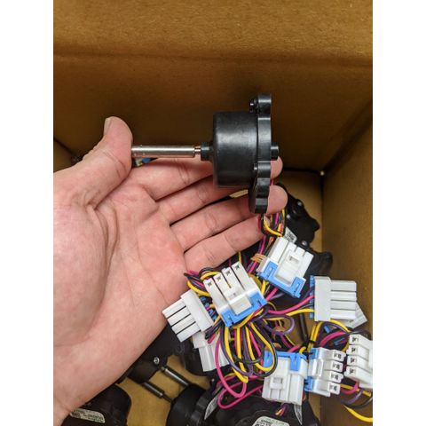 Động cơ BLDC, motor 12v1a không chổi than đã đóng trục 6mm chế quạt tích điện sử dụng cánh B2