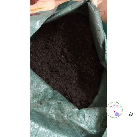 Đất Trồng Cây 5kg Pha Trộn Sẵn - Phân Vi Sinh, Vỏ Trấu & Phân Trùn Quế Cho Vườn Cây Tươi Tắn