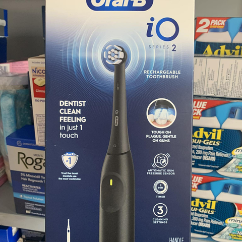 Bàn Chải Điện Oral-B iO Series 2 Chính Hãng Từ Đức - Công Nghệ Làm Sạch Hiện Đại, Duy Trì Sức Khỏe Răng Miệng Tối Ưu
