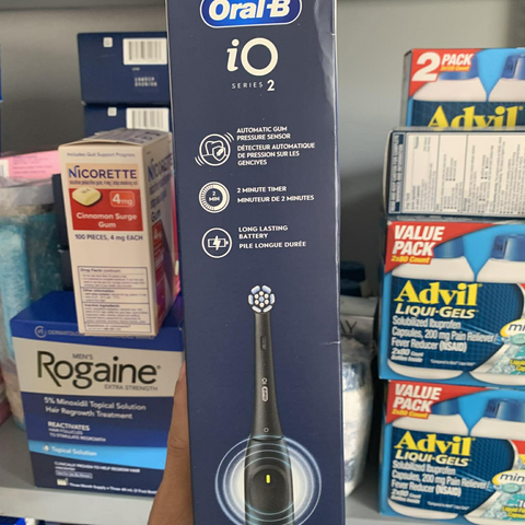 Bàn Chải Điện Oral-B iO Series 2 Chính Hãng Từ Đức - Công Nghệ Làm Sạch Hiện Đại, Duy Trì Sức Khỏe Răng Miệng Tối Ưu