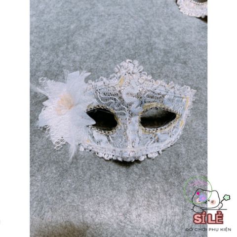 Mặt Nạ Hóa Trang Nửa Mặt Quý Tộc Sang Trọng - Phụ Kiện Tiệc Tùng, Lễ Hội, Nghệ Thuật, Độc Đáo và Cuốn Hút