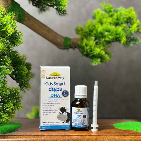 Nước Nhỏ Mắt Nature's Way Kids Smart Drops DHA - Bổ Sung DHA, EPA Tốt Cho Não Bộ, Mắt và Hệ Thần Kinh (20ml)