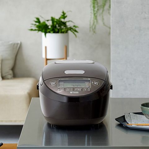 Nồi Cơm Điện Tử Cao Tần Áp Suất Tiger JPK-W18W 1.8L - 20 Chức Năng Nấu, Made In Japan, Công Suất 1210W