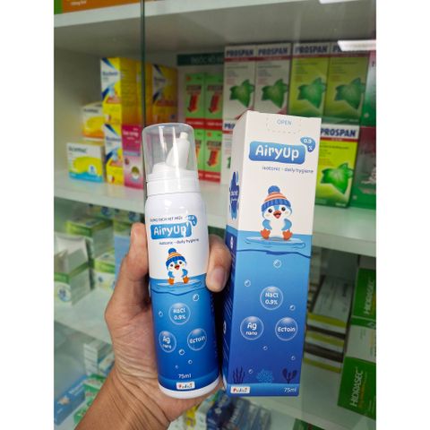 Xịt Mũi AiryUp 0.9% - Vệ Sinh Mũi Họng Nano Bạc, Dưỡng Ẩm, Giảm Khó Chịu - 75ml