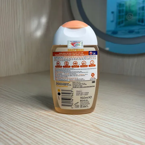 Femfresh Daily Wash 150ml - Dung dịch vệ sinh phụ nữ kháng khuẩn, khử mùi, mềm mại an toàn cho da, không chứa xà phòng.