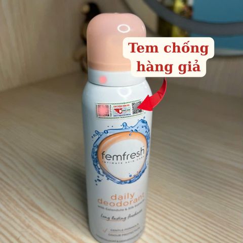 Xịt Khử Mùi Femfresh Daily Deodorant Spray 125ml - Thơm Mát, An Toàn Cho Vùng Kín, Bảo Vệ 24 Giờ, Nhập Khẩu Chính Ngạch