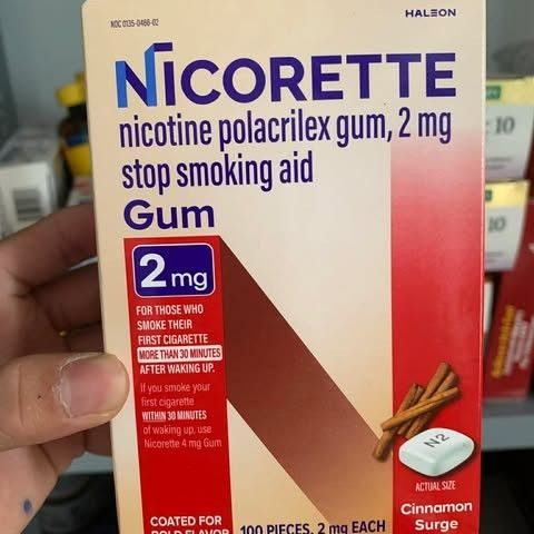 Kẹo Cao Su Nicorette Hỗ Trợ Cai Thuốc Lá - Hương Vị Quế, 2mg - Gói 100 Viên Giúp Kiểm Soát Cơn Thèm Thuốc Lá