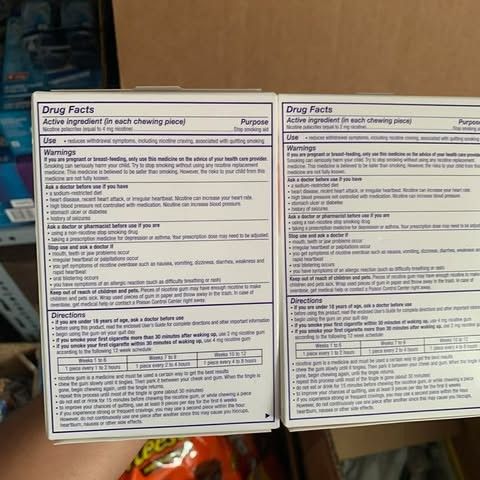 Kẹo Cao Su Nicorette Hỗ Trợ Cai Thuốc Lá - Hương Vị Quế, 2mg - Gói 100 Viên Giúp Kiểm Soát Cơn Thèm Thuốc Lá