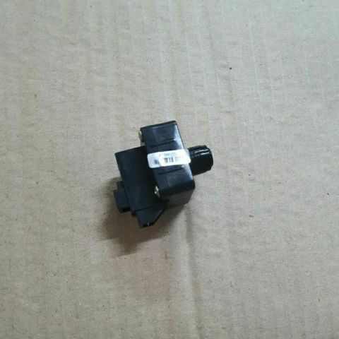 Van áp thấp nối nhanh dây 6mm cho máy lọc nước RO - Tự ngắt điện khi hết nước nguồn, linh kiện thay thế tiện ích.