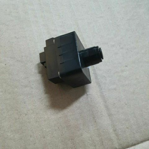 Van áp thấp nối nhanh dây 6mm cho máy lọc nước RO - Tự ngắt điện khi hết nước nguồn, linh kiện thay thế tiện ích.