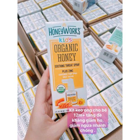Xịt Họng Keo Ong Organic HoneyWorks Cho Bé Từ 1 Tuổi - Hỗ Trợ Giảm Ho và Kháng Khuẩn 30ml