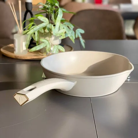 Chảo Sâu Lòng Berlinger Haus x FashionTV FTV-0059 24cm Màu Kem - Bộ Sưu Tập Thời Trang Sang Trọng và Tiện Dụng