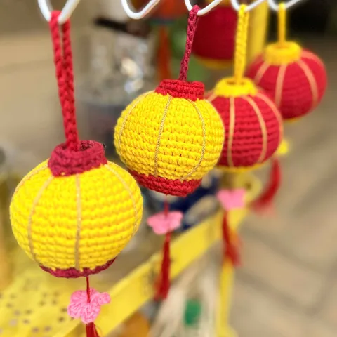 Đèn Lồng Mini Trang Trí Tết - Đèn Lồng Thủ Công Bằng Len Đỏ Vàng Hoạt Hình Chiếc Đèn Lồng Rực Rỡ cho Không Gian Ấm Áp