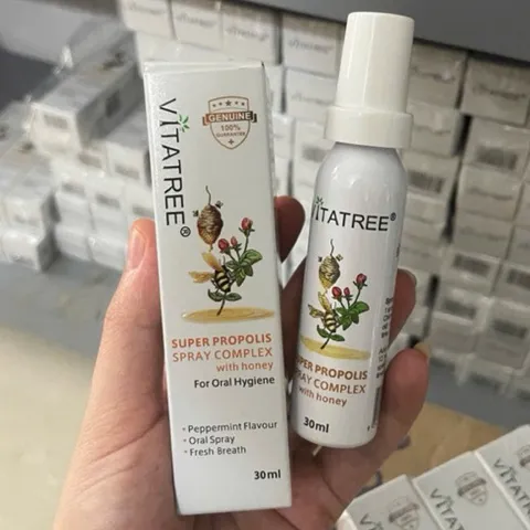 Xịt Họng Keo Ong Vitatree Úc 100% Tự Nhiên - Giảm Ngứa, Viêm Họng Hiệu Quả, Dành Cho Người Lớn & Trẻ Em Trên 2 Tuổi
