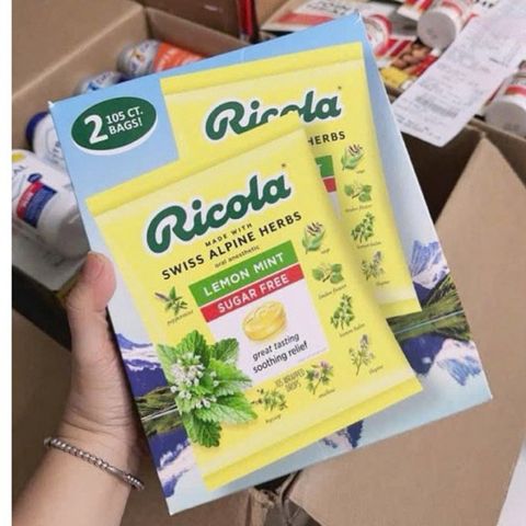 (Date 2027)Kẹo Ngậm ho không đường Ricola LemonMint sugar free - Shop Song na 507181